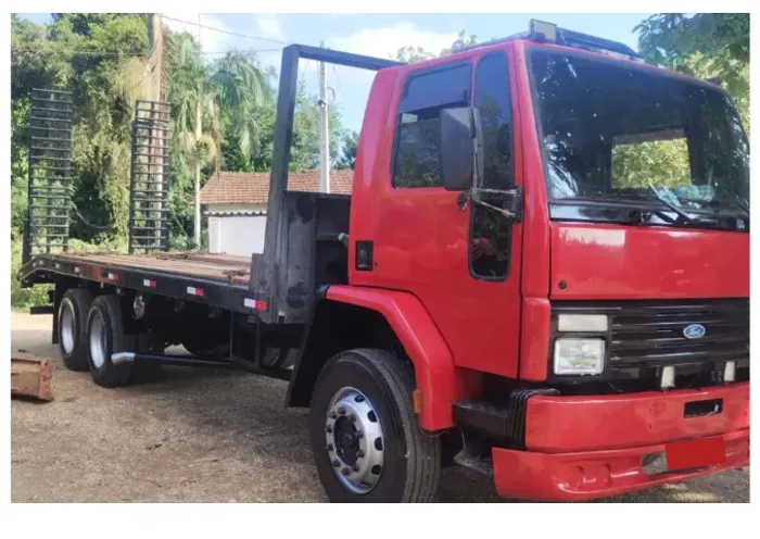 Ford Cargo 1418 Prancha ano 87 motor Cummins potente bomba grande turbinado e intercalado