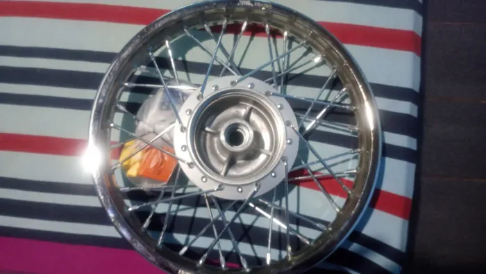 VENDO RODAS NOVAS+ROLAMENTO +LONAS DE FREIO PRA POP ARO 14