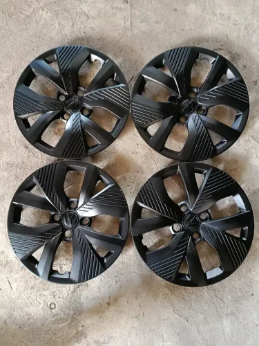 Vendo calotas originais Polo Track aro 15