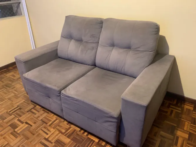 Sofá retrátil- 2 lugares
