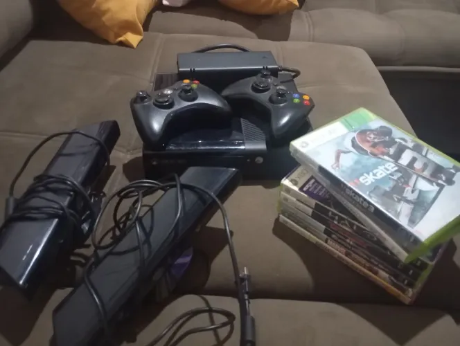 Vendo xbox 360 bloqueado,esta funcionando perfeitamente apenas com drift nos controles
