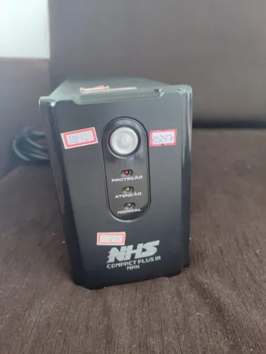 Nobreak NHS Compact Plus III Max 1400VA Entrada 120/220V Saída 120V USB ( com defeito)