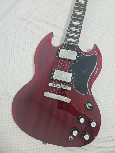 Guitarra Epiphone SG Pro + Case