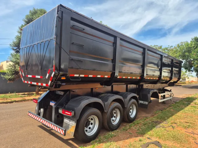 VENDO CAÇAMBA 4 EIXOS