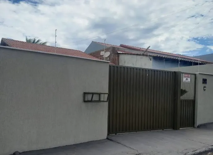 Casa à venda na Aruana ( facilitamos entrada)