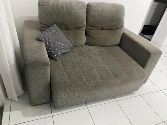Vendo sofá dois módulos usado