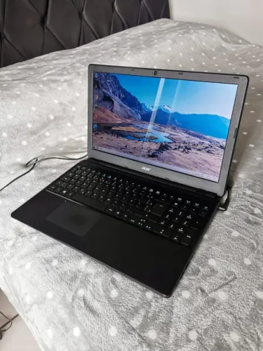Notebook Acer i5 8gb RAM HD SSD Barato
