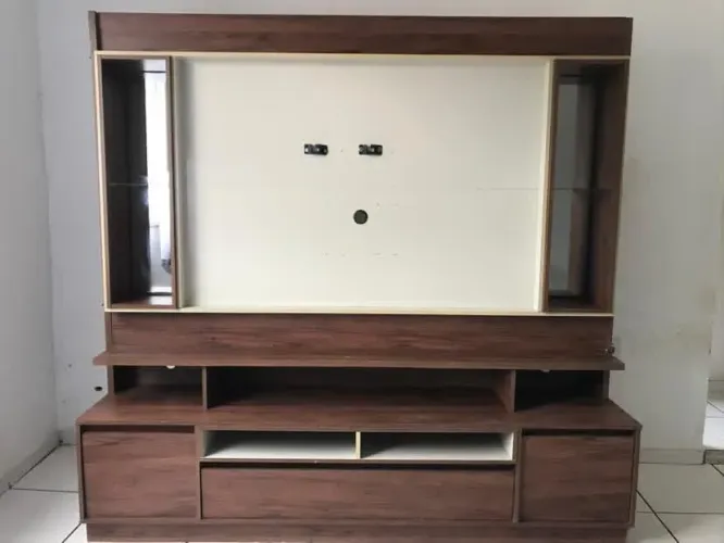 Estante de televisão