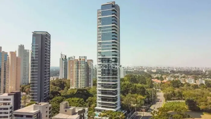 ALTO PADRÃO EM ACABAMENTOS: COMPLETA PARA A SUA FAMÍLIA!