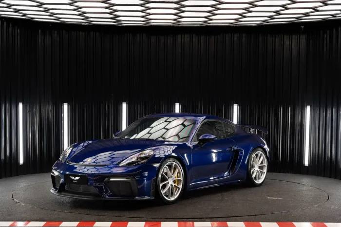 Porsche 718 Cayman GT4 4.0 420cv 2021