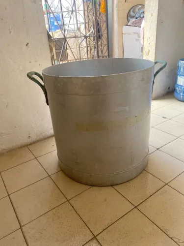 Vendo panelão grande 100% alumínio chumbado