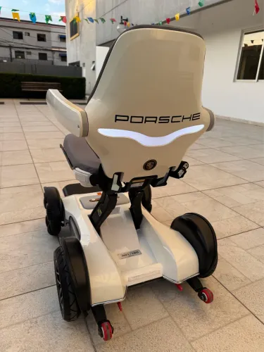 Cadeira Motorizada Dobrável até 120 Kg Assento 42 cm Spacemed Dellamed