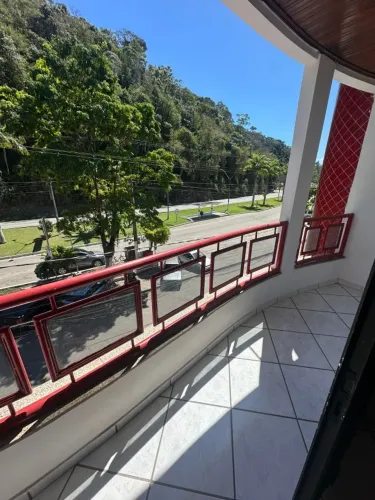 Amplo Apartamento duplex com 2 quartos e suíte no Centro de Marechal Floriano