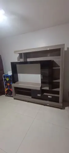 Estante semi nova