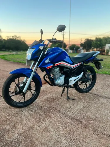 Vendo ou troco moto muito nova