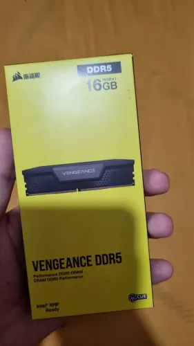 Memória RAM DDR5, 16GB (Com Nota e Sem Uso)
