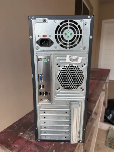 CPU Pentium G645 com 6GB de RAM e HD SATA 500GB