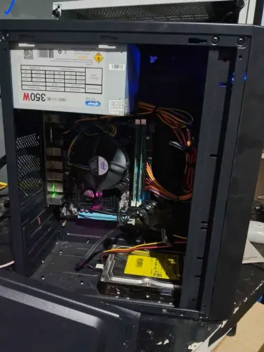 CPU i5 + 8 de ram 