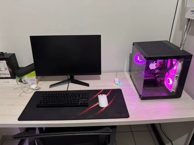 PC GAMER COMPLETO, APENAS 3 MESES DE USO. 