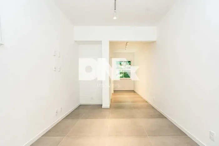 Apartamento : / Residencial / Copacabana