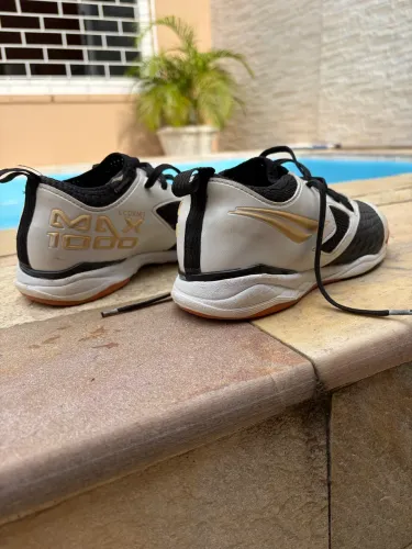Chuteira Max 1000