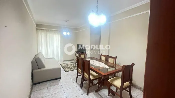 Excelente apartamento sem mobiliado disponível para locação no bairro Santa Maria.
