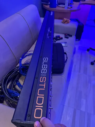 Controlador Studiologic SL88 Studio