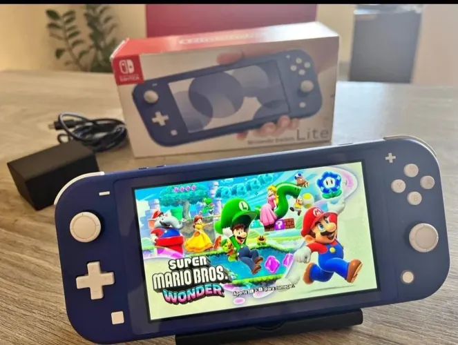 Nintendo Switch lite azul zero com caixa Desbloqueado