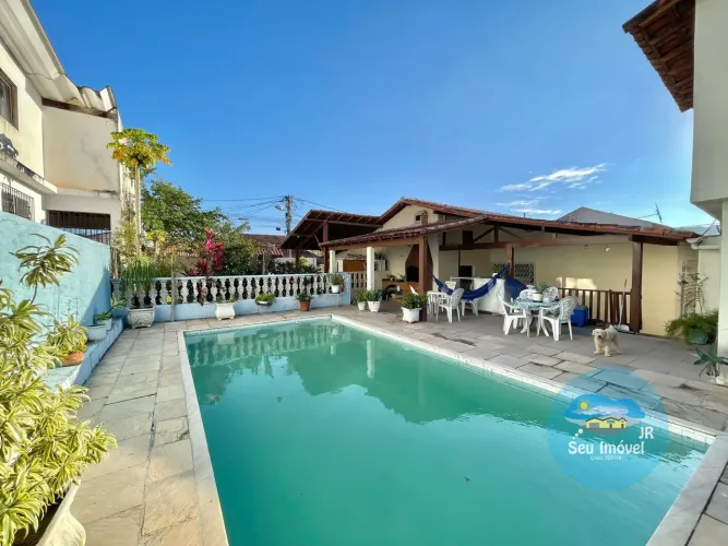 Terreno com piscina e churrasqueira em Iguaba Grande RJ