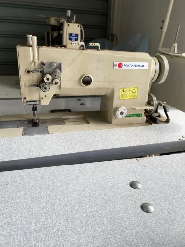 Máquina de costura chapadeira Ponto Special