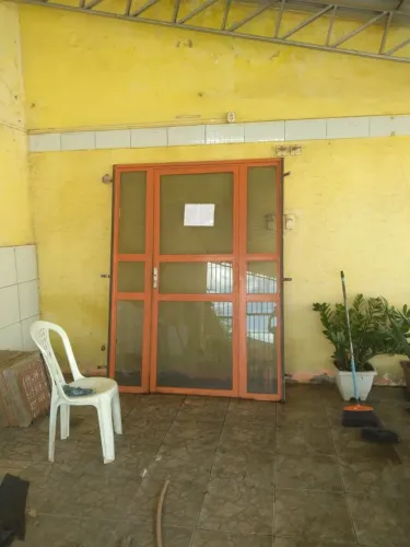 Porto de ferro com vidro