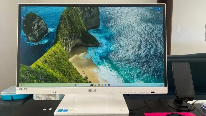 Computador LG All in One LG23V54