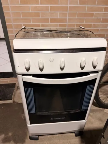 Vendo fogão 4 bocas continental