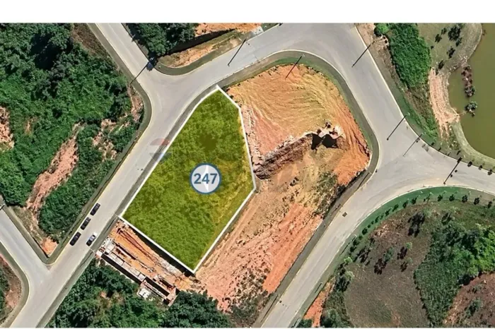 Terreno à venda no Condomínio Reserva Ecoville