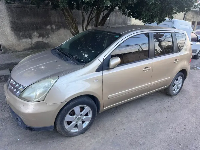 Nissan Livina SL 1.6 16V Flex Fuel 5P 2010