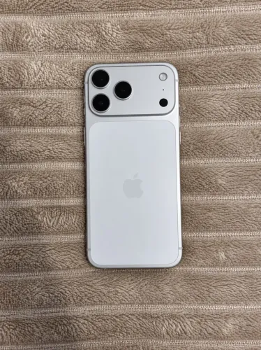 iPhone 17 pro max 256 gb