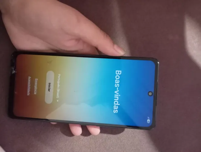 A53 5G,está um pouco quebrado mais está funcionando perfeitamente