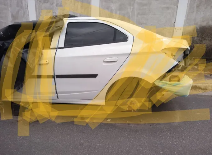 Porta traseira prisma Onix Chevrolet direita ou esquerda 