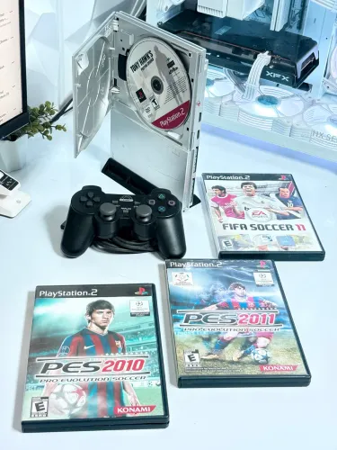 PS2 PRATA C/LACRE SONY + JOGOS ORIGINAIS!!