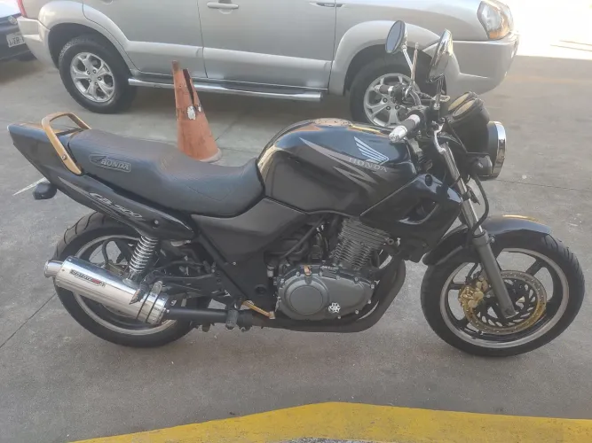 Veículo muito bem conservado 