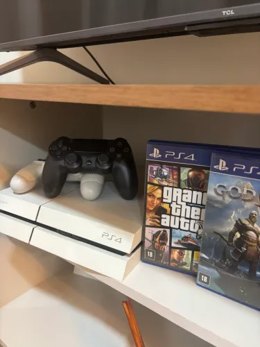 Ps4 fat branco Edição especial 