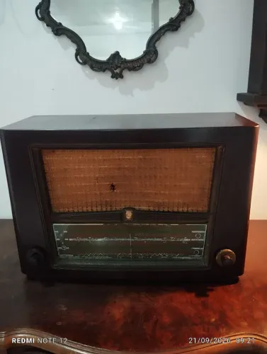 Rádio antigo valvulado Philips