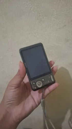 Camera Cybershot 16.1