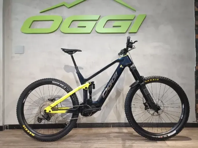 Bicicleta Eletrica OGGI Potenza Sport 2025 - Carbono - Full Suspension