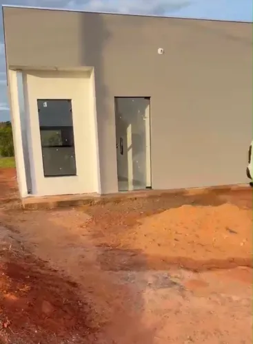 ? CASA NOVA PRONTA PARA MORAR EM COLINA/SP! ?