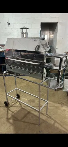 CHURRASQUEIRA DE FÁBRICA EM INOX