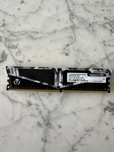 Memória Ram 8 GB DDR4 3000Mhz Team Group Vulcan