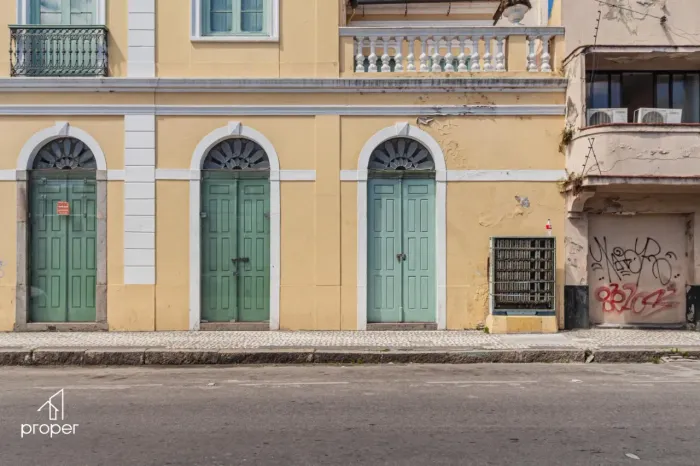 Ampla loja comercial para aluguel no Centro - Pelotas/RS