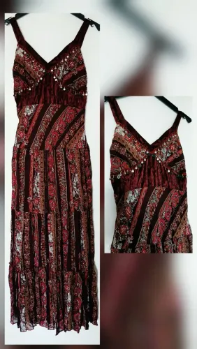 VESTIDO tecido c/miçangas e peças prateadas