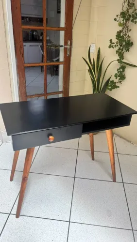 Aparador em perfeito estado